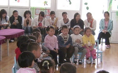 達(dá)州華南理工職業(yè)技術(shù)學(xué)校幼師培訓(xùn)