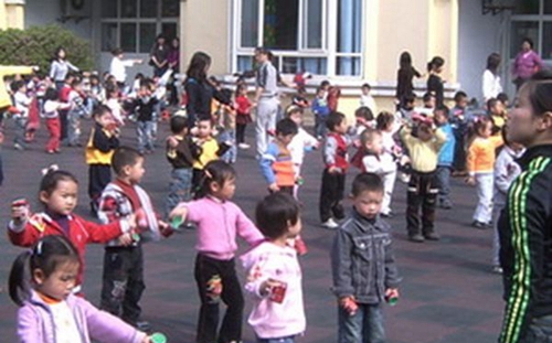 達(dá)州華南理工職業(yè)技術(shù)學(xué)校幼師培訓(xùn)2