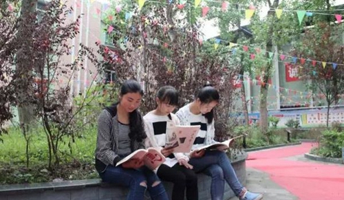 達(dá)州華南理工職業(yè)技術(shù)學(xué)校最美風(fēng)景線