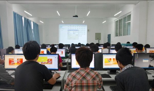 德陽黃許職業(yè)中專學(xué)校辦學(xué)設(shè)施9