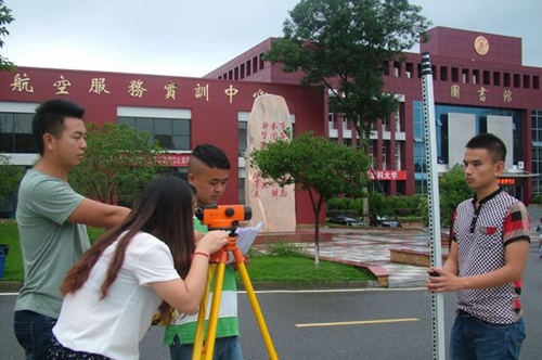 德陽中藝科技職業(yè)學(xué)校建筑工程系實訓(xùn)3