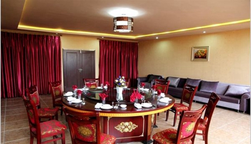 德陽中藝科技職業(yè)學(xué)校酒店實訓(xùn)中心 豪包餐廳