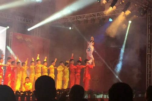 廣安市康泉文化武術(shù)學(xué)校武術(shù)表演