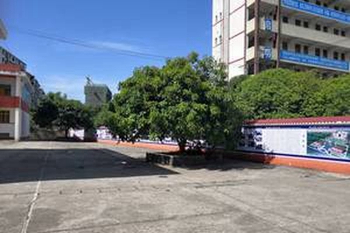 蒼溪嘉陵中等職業(yè)學校老校區(qū)文化長廊