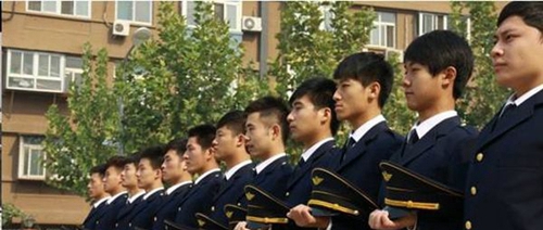 四川省犍為職業(yè)高級中學航空服務2