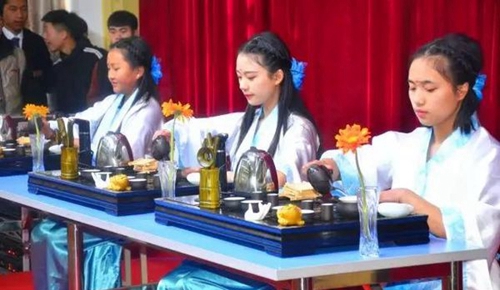 峨邊彝族自治縣職業(yè)高級中學(xué)校茶藝表演