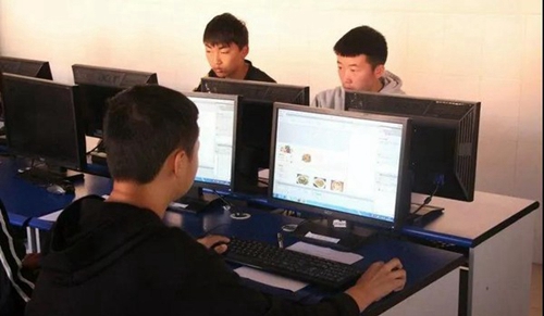四川省會(huì)理現(xiàn)代職業(yè)技術(shù)學(xué)校網(wǎng)頁設(shè)計(jì)