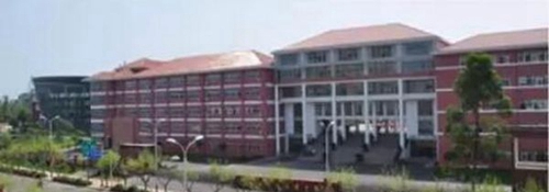 瀘州市江陽(yáng)職業(yè)高級(jí)中學(xué)校北大門