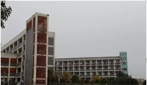 四川省敘永縣職業(yè)高級中學(xué)校校園風(fēng)貌