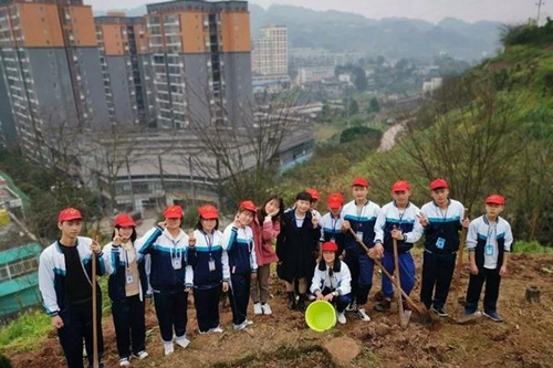 四川省敘永縣職業(yè)高級中學(xué)校植樹活動