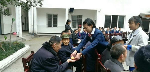 眉山市華西航空旅游學(xué)?？赐先? /> 
</p>
<p style=