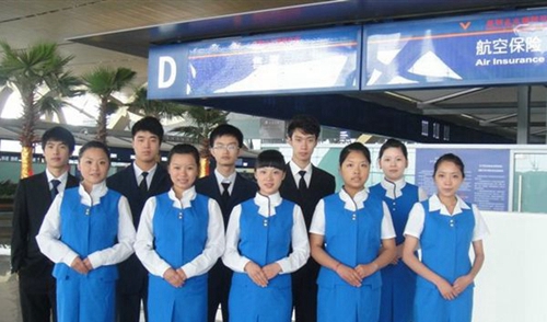 眉山市華西航空旅游學(xué)校昆明機(jī)場(chǎng)地服