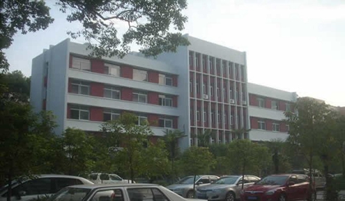 南充運輸工程職業(yè)學(xué)校校園一角