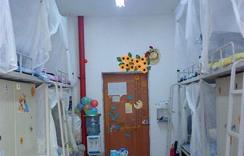 重慶電子工程職業(yè)學院女生宿舍