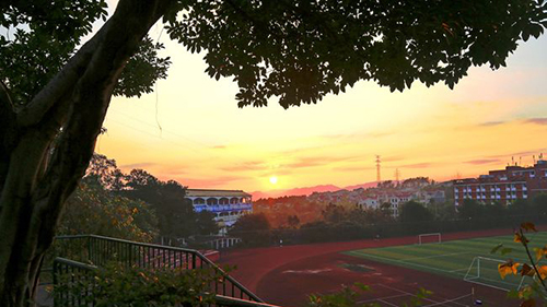 重慶信息技術(shù)職業(yè)學院校園黃昏