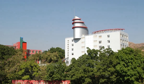四川機(jī)電職業(yè)技術(shù)學(xué)院實(shí)訓(xùn)大樓遠(yuǎn)觀