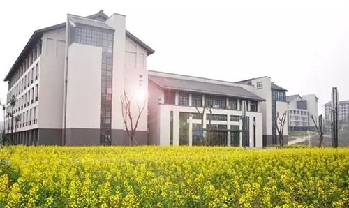重慶工程職業(yè)技術學院校園美景