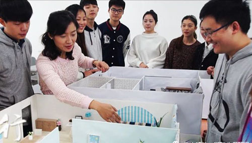 重慶建筑工程職業(yè)學院老師講解
