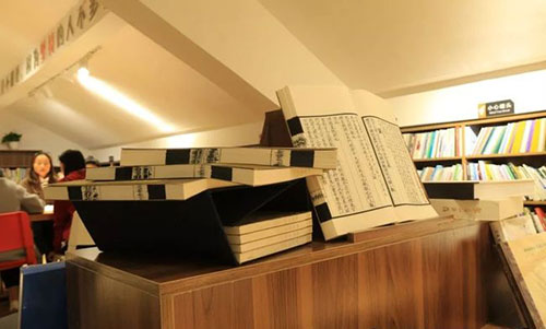 重慶建筑工程職業(yè)學院書屋一角