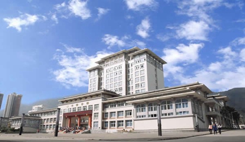 雅安職業(yè)技術(shù)學(xué)院綜合樓