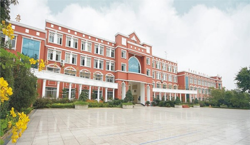 四川工業(yè)科技學(xué)院綿竹校區(qū)教學(xué)樓
