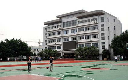 重慶機械電子高級技工學(xué)校