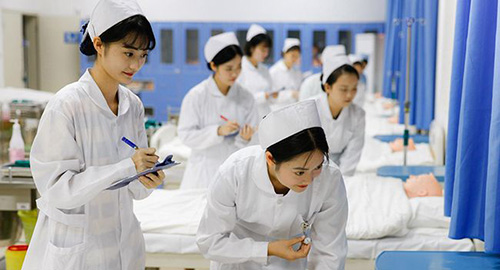 重慶應用技術(shù)職業(yè)學院護理類專業(yè)