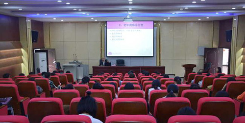 重慶應用技術(shù)職業(yè)學院講座場景