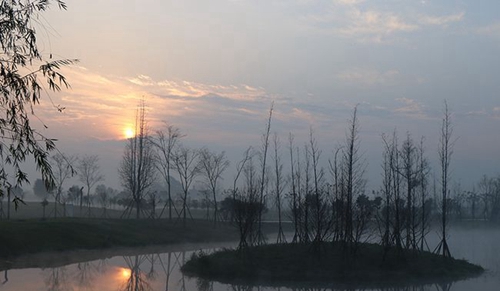 德陽(yáng)城市軌道交通職業(yè)學(xué)院校園晨曦