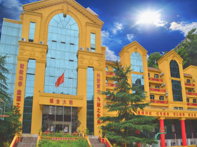 重慶渝州車輛工程技術學校學校環(huán)境、環(huán)境怎么樣