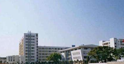 重慶市青山工業(yè)技工學(xué)校學(xué)校環(huán)境、環(huán)境怎么樣