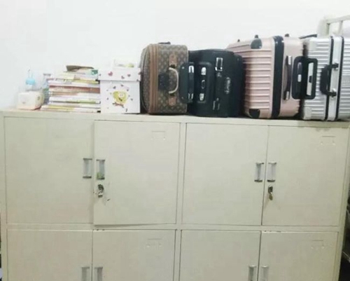 川南幼兒師范高等?？茖W(xué)校宿舍儲物柜