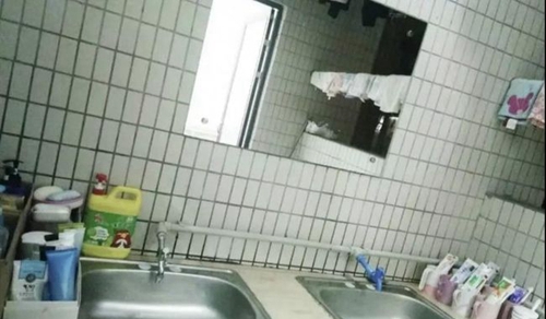川南幼兒師范高等專科學(xué)校宿舍洗漱臺