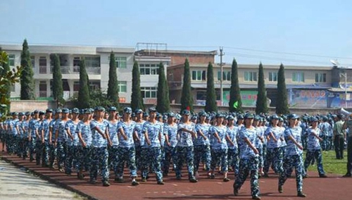 貴州城市職業(yè)學(xué)院新生軍訓(xùn)風(fēng)采