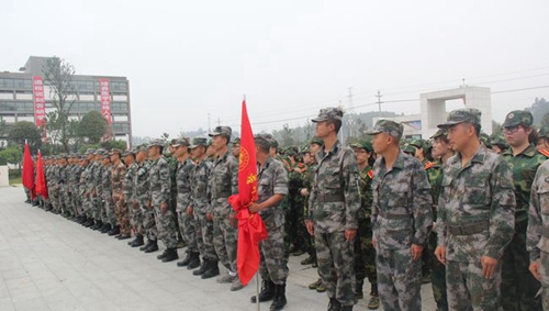 畢節(jié)醫(yī)學(xué)高等?？茖W(xué)校軍訓(xùn)2