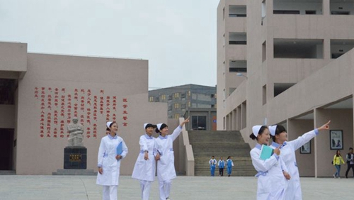 畢節(jié)醫(yī)學(xué)高等?？茖W(xué)校學(xué)生風(fēng)采