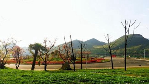 貴州工業(yè)職業(yè)技術(shù)學(xué)院校園風物紀實