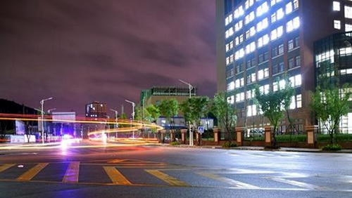 貴州工業(yè)職業(yè)技術學院校園夜景6