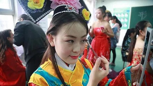 西安生物醫(yī)藥技術(shù)職業(yè)學(xué)校校園活動2