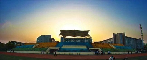 成都東軟學(xué)院運(yùn)動(dòng)場(chǎng)