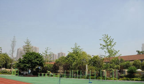 成都市鐵路中學(xué)運動器械