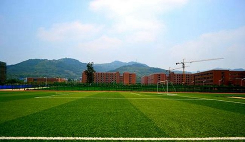 四川天一學(xué)院田徑場(chǎng)