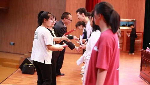 六盤水幼兒師范高等?？茖W(xué)校畢業(yè)典禮2