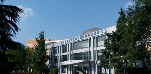 成都七中實(shí)驗(yàn)學(xué)校校園一角