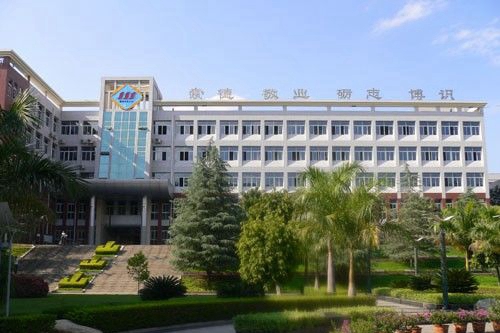 攀枝花市第三高級(jí)中學(xué)校新教學(xué)大樓