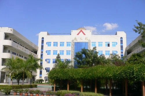 攀枝花市第三高級(jí)中學(xué)校逸夫樓外景