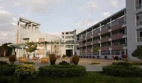 攀枝花市第三高級(jí)中學(xué)校校園環(huán)境6