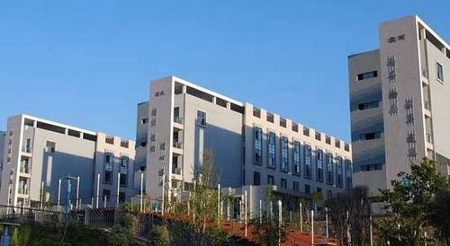 四川省米易中學(xué)校校園風(fēng)光1