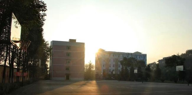 綿陽市秀水中學校校園風景