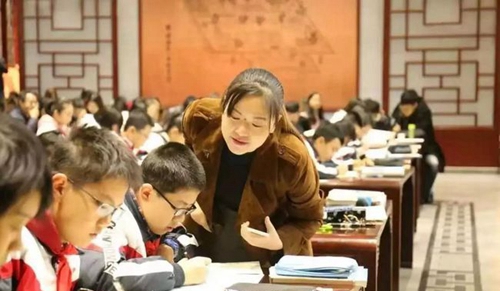 成都西川中學(xué)親切講解